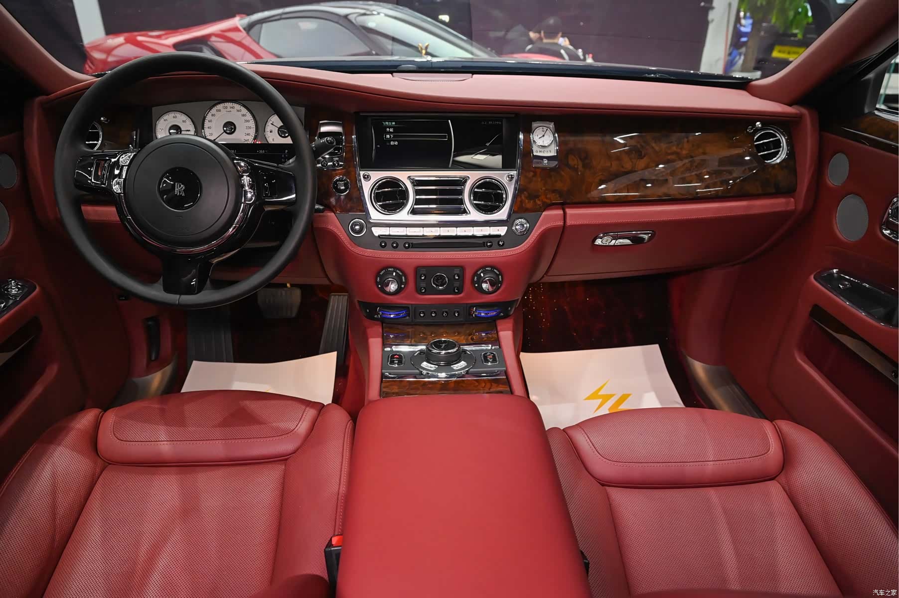 Rolls-Royce Ghost, 2016 18