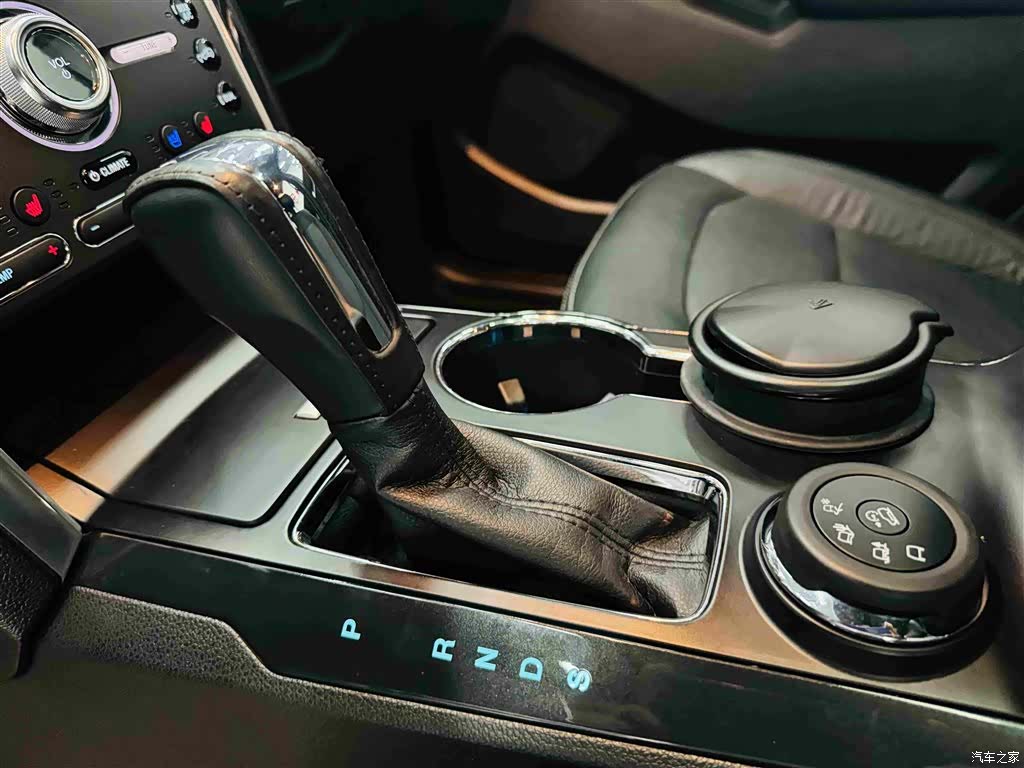 Ford Explorer, 2018 13