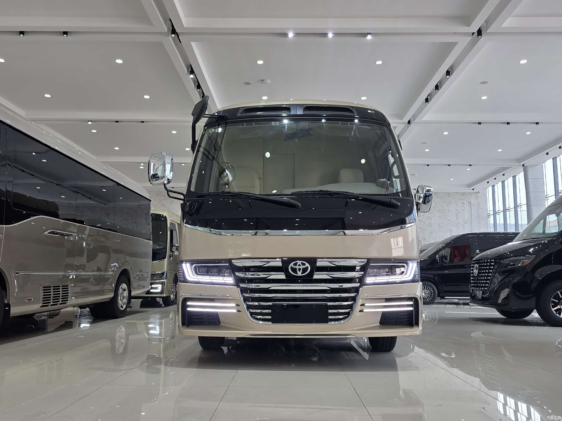 Toyota Coaster