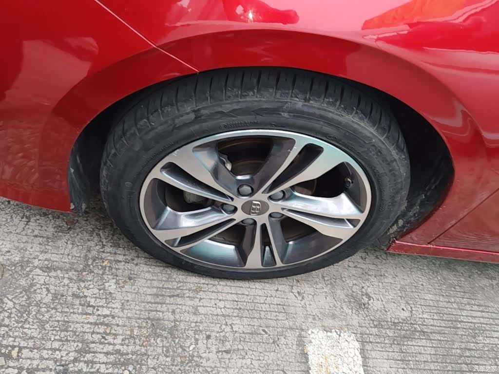 Geely Binray, 2019 23
