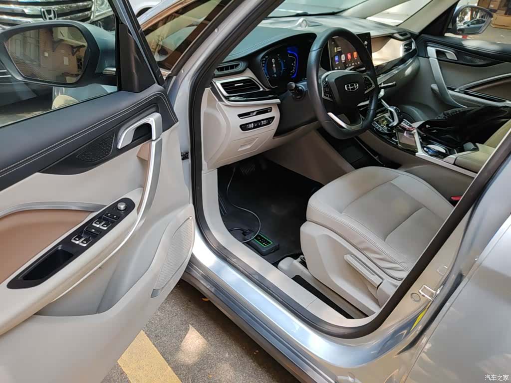 Geely Jiaji, 2020 16