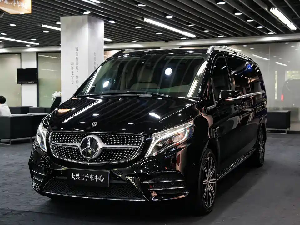 Mercedes-Benz V-class