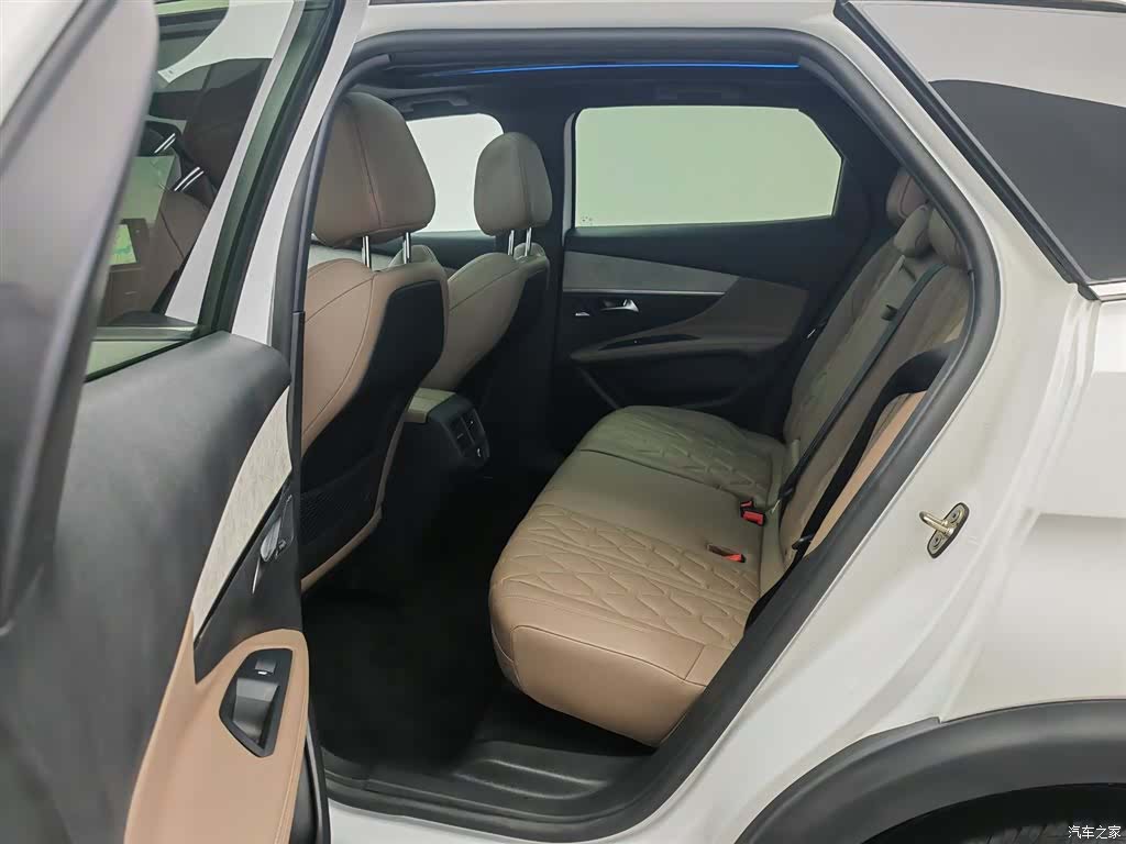 Peugeot 4008, 2022 15