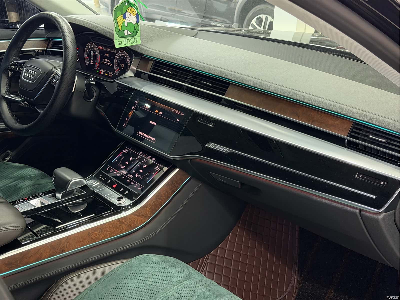 Audi A8L, 2019 22