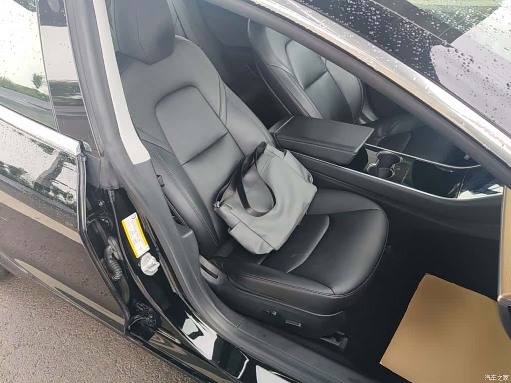 Tesla Model 3, 2020 25