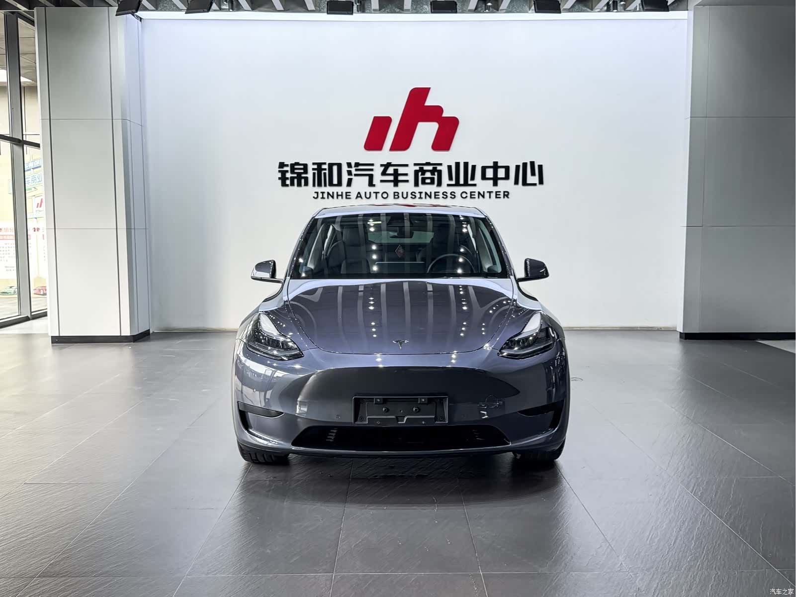 Tesla Model Y, 2023 2