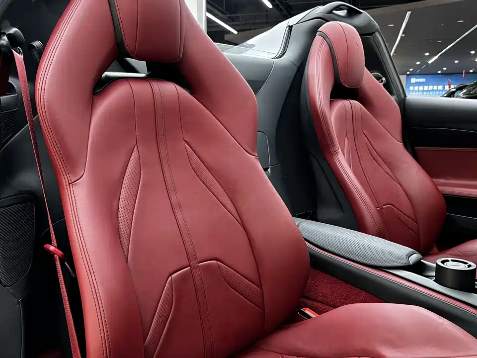 Ferrari 812