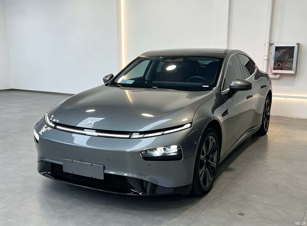 Xpeng P7, 2021 1