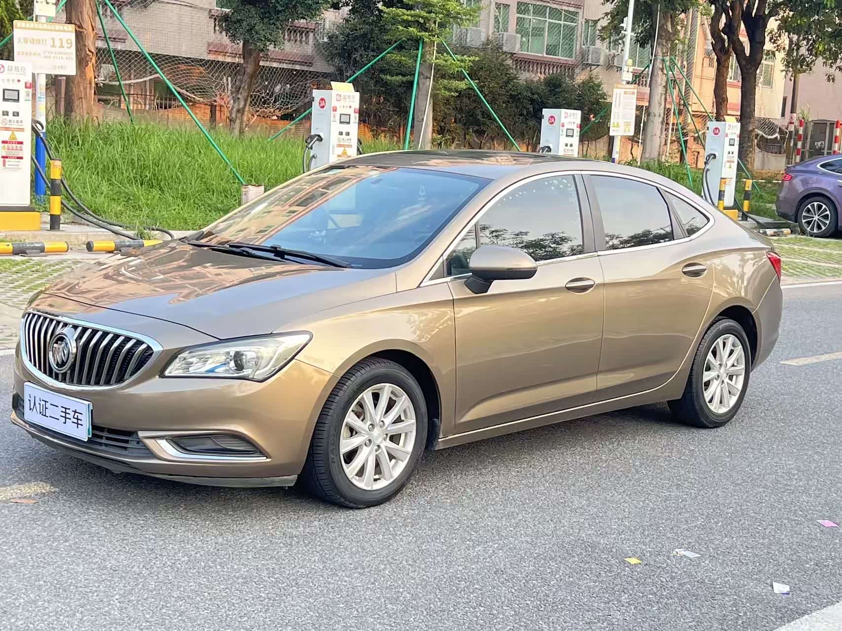 Buick Verano, 2016 1