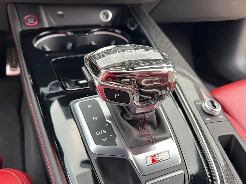 Audi S4 Audi S4