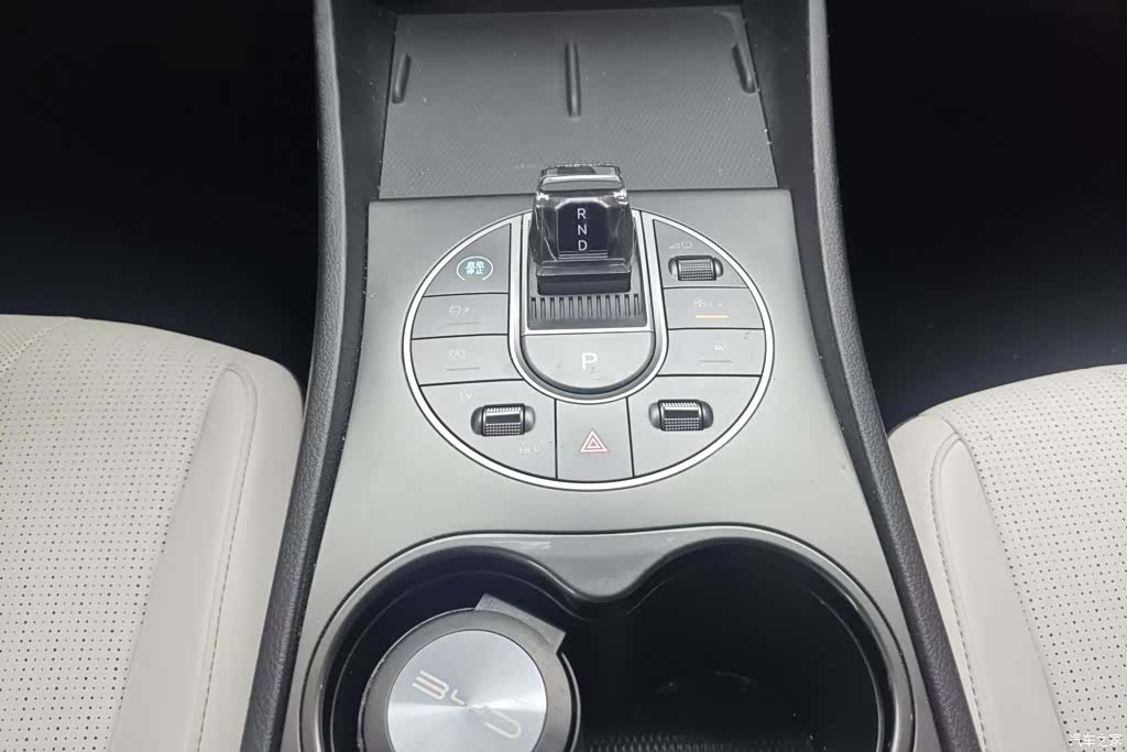 BYD Seal, 2025 16