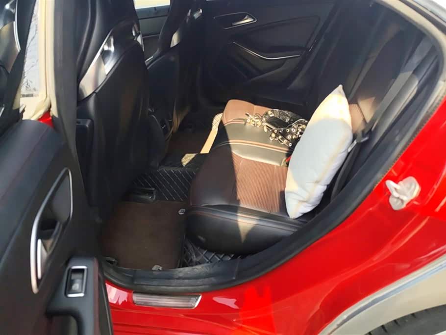 Mercedes-Benz CLA AMG