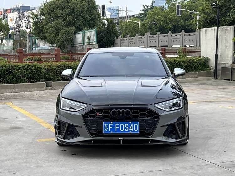 Audi S4 Audi S4