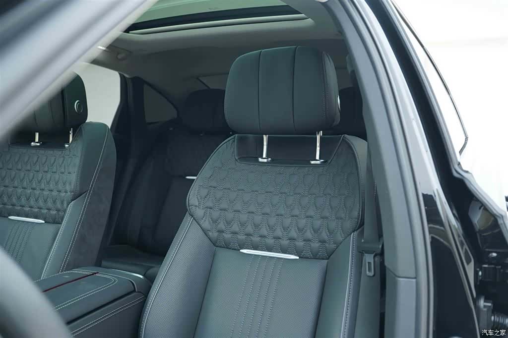 Hongqi H9, 2022 14