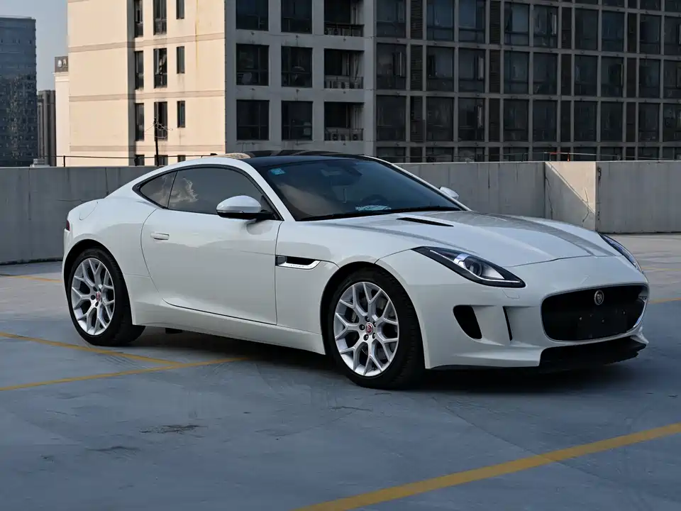 Jaguar F-TYPE