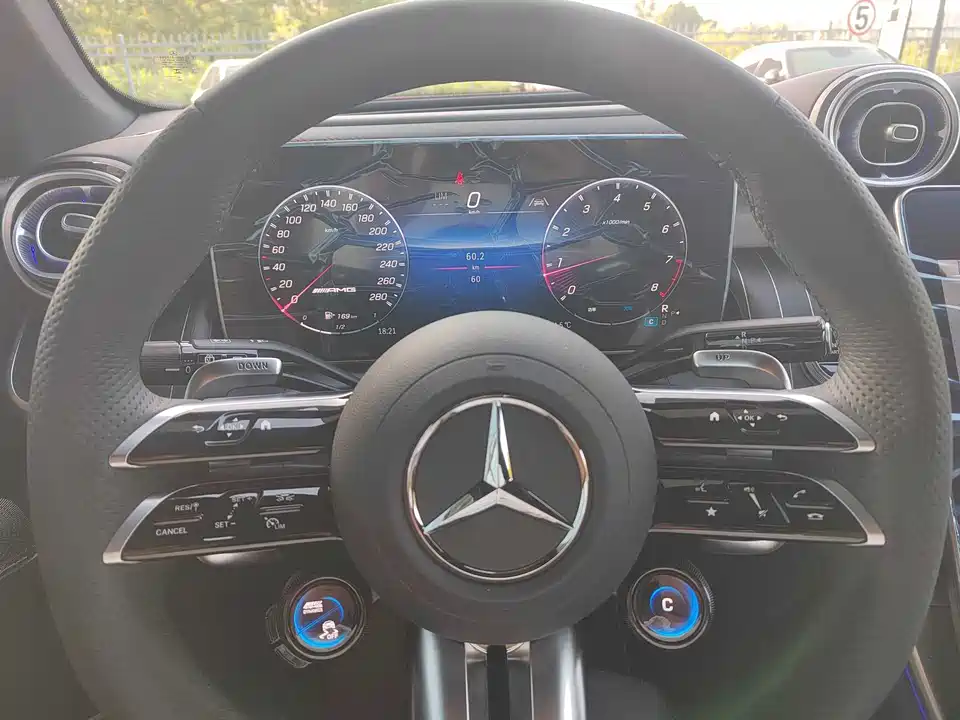Mercedes-Benz GLC AMG