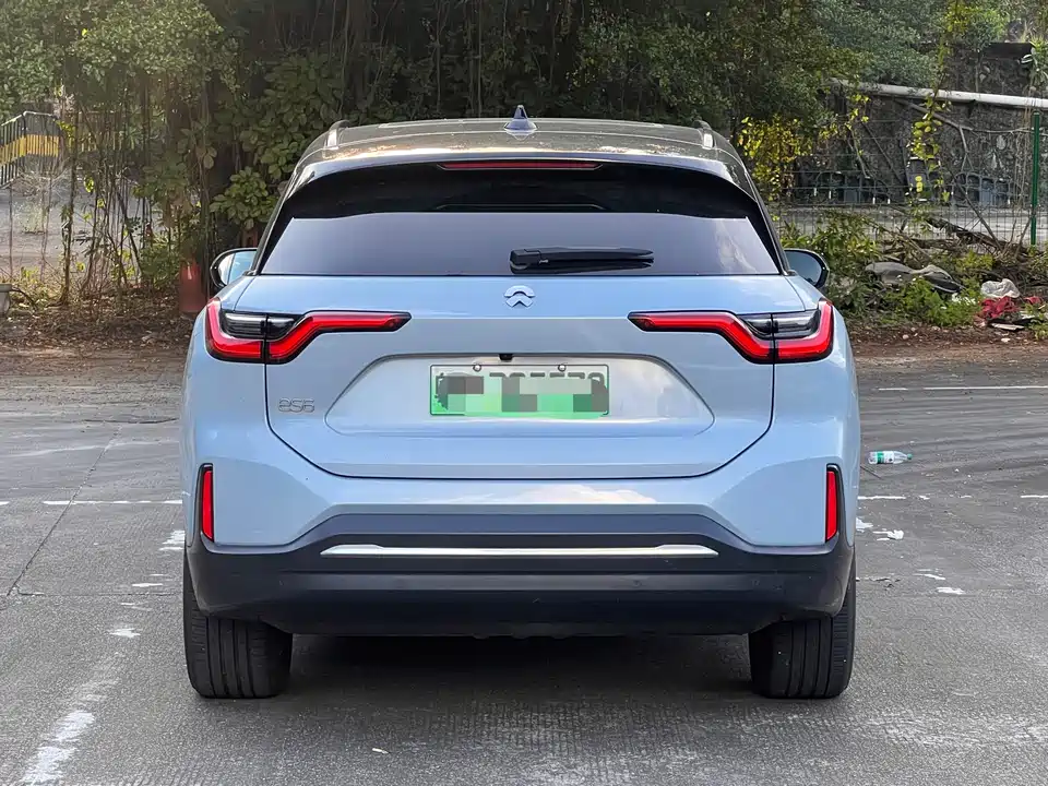 NIO ES6