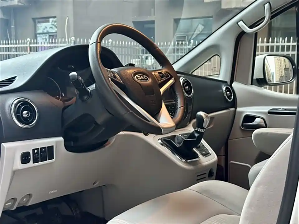 JAC Refine Ruifeng M3