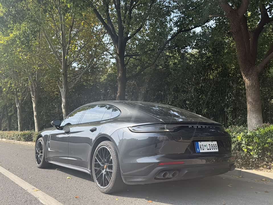 Porsche Panamera