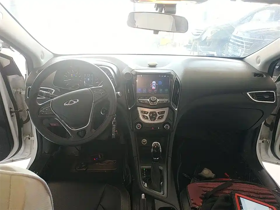 Chery Arrizo 5