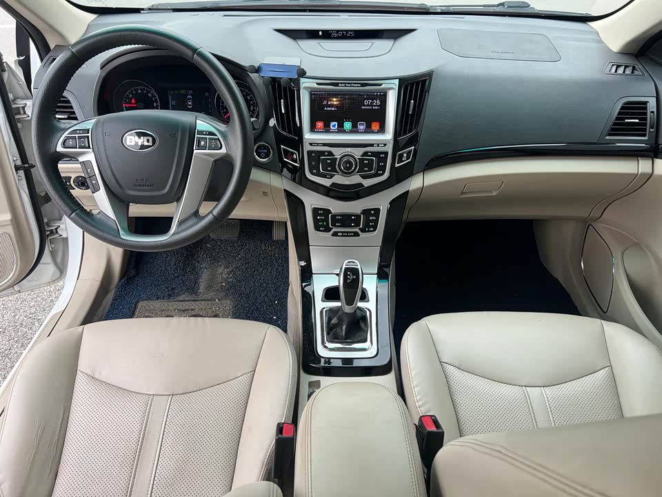 BYD e5 BYD e5