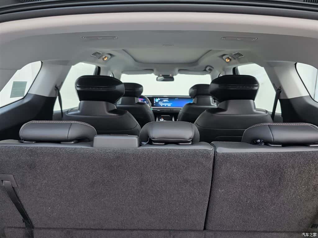 Ford Edge L, 2025 14