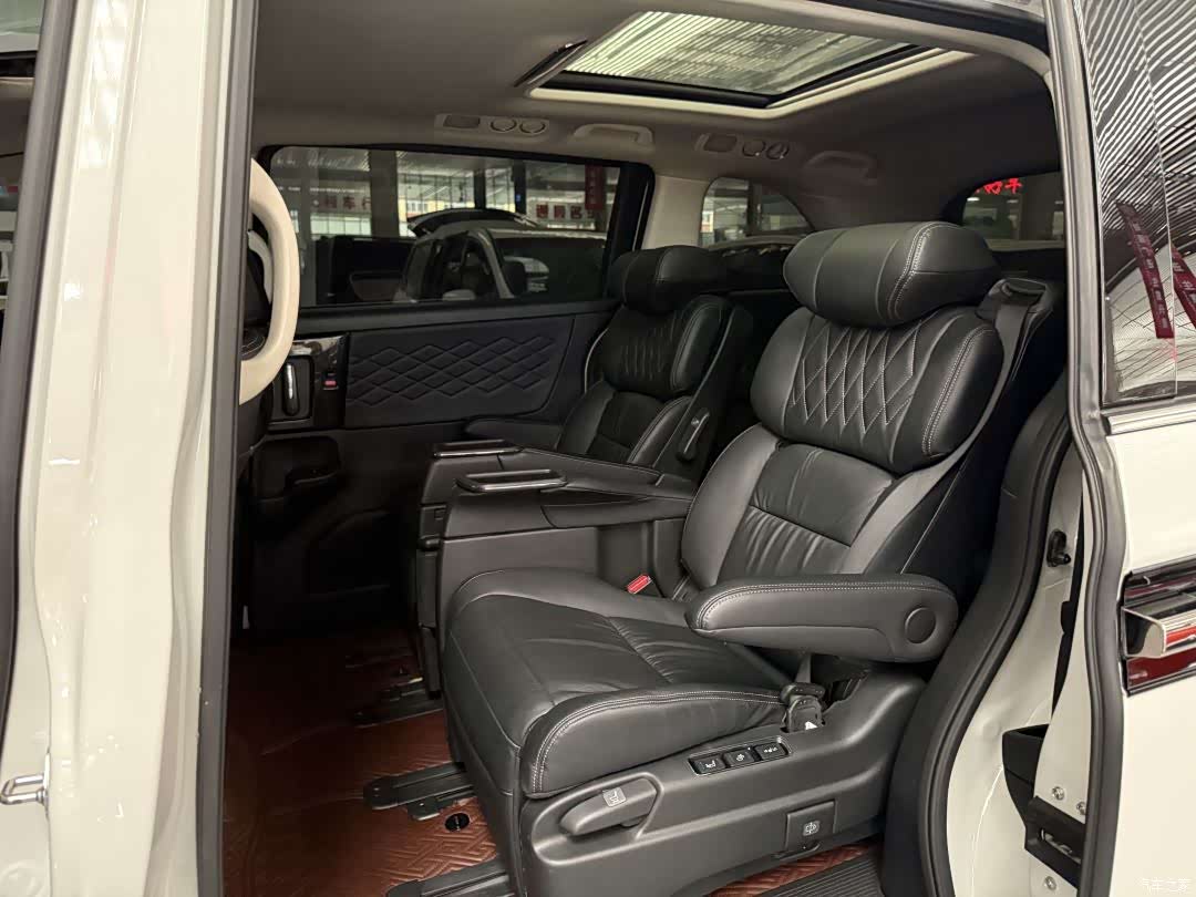 Honda Elysion, 2021 все фото