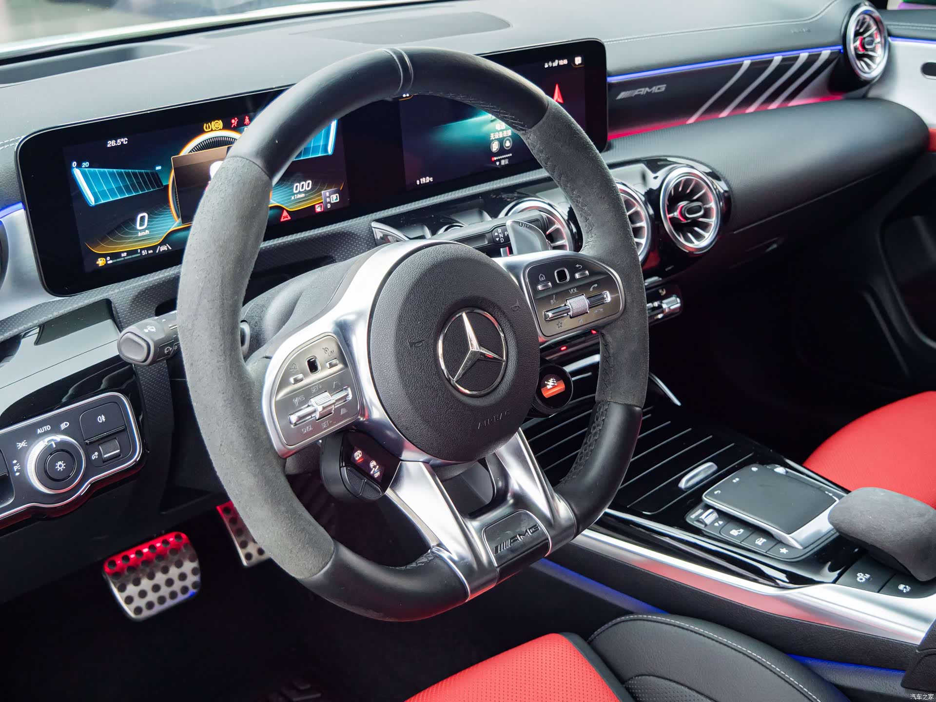 Mercedes-Benz CLA, 2021 15