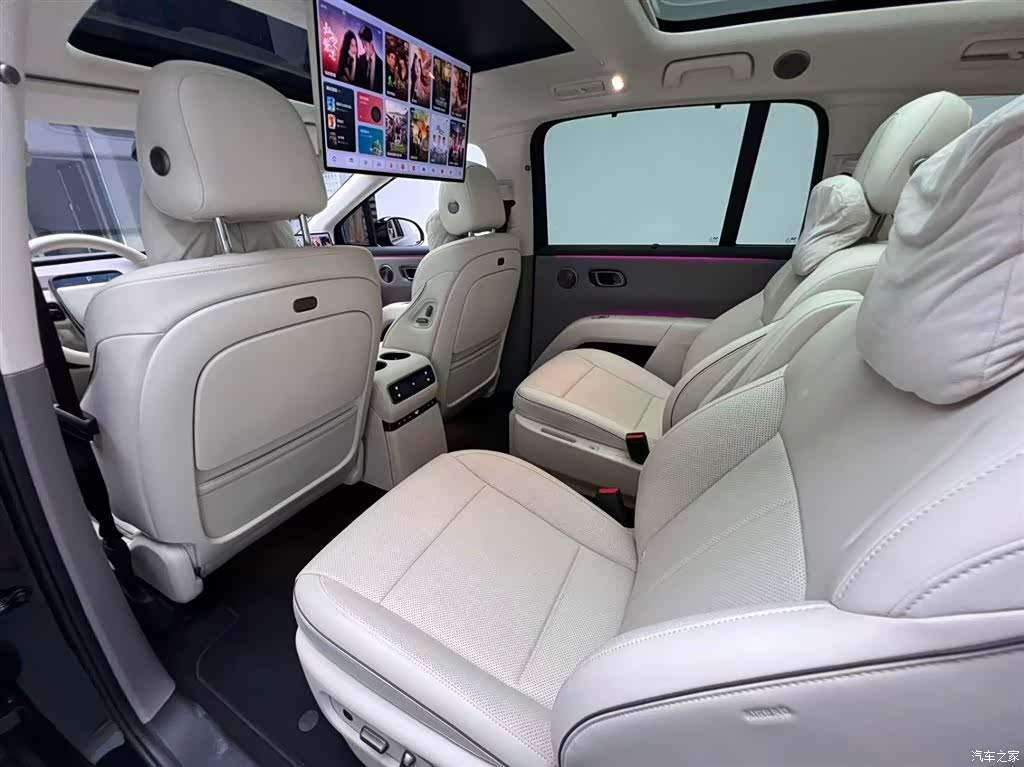 Li Auto i8, 2025 13