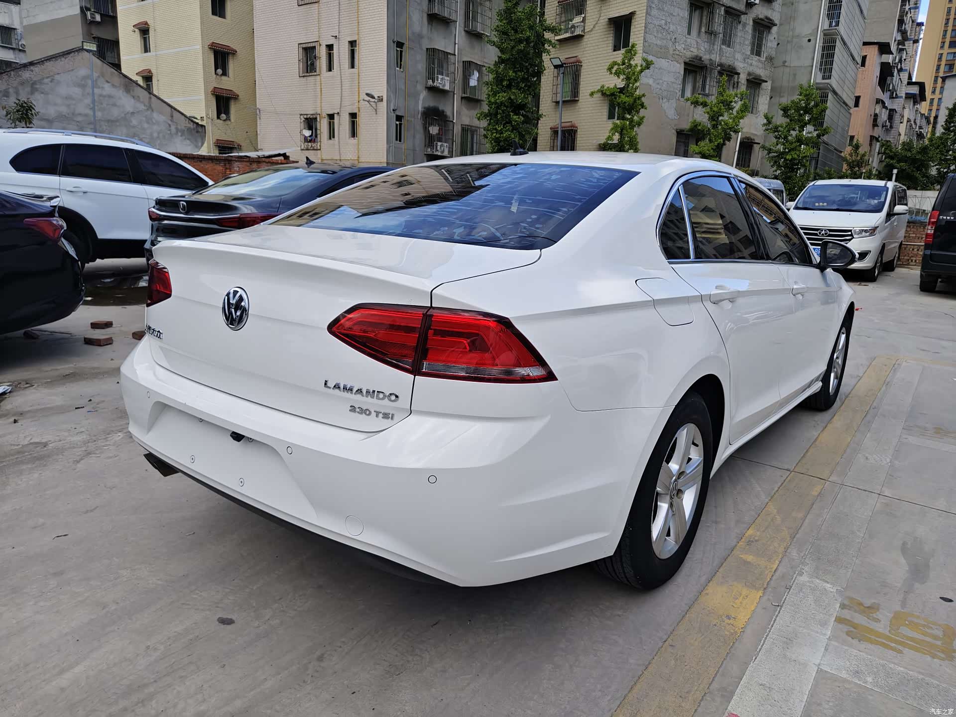 Volkswagen Lamando, 2018 6