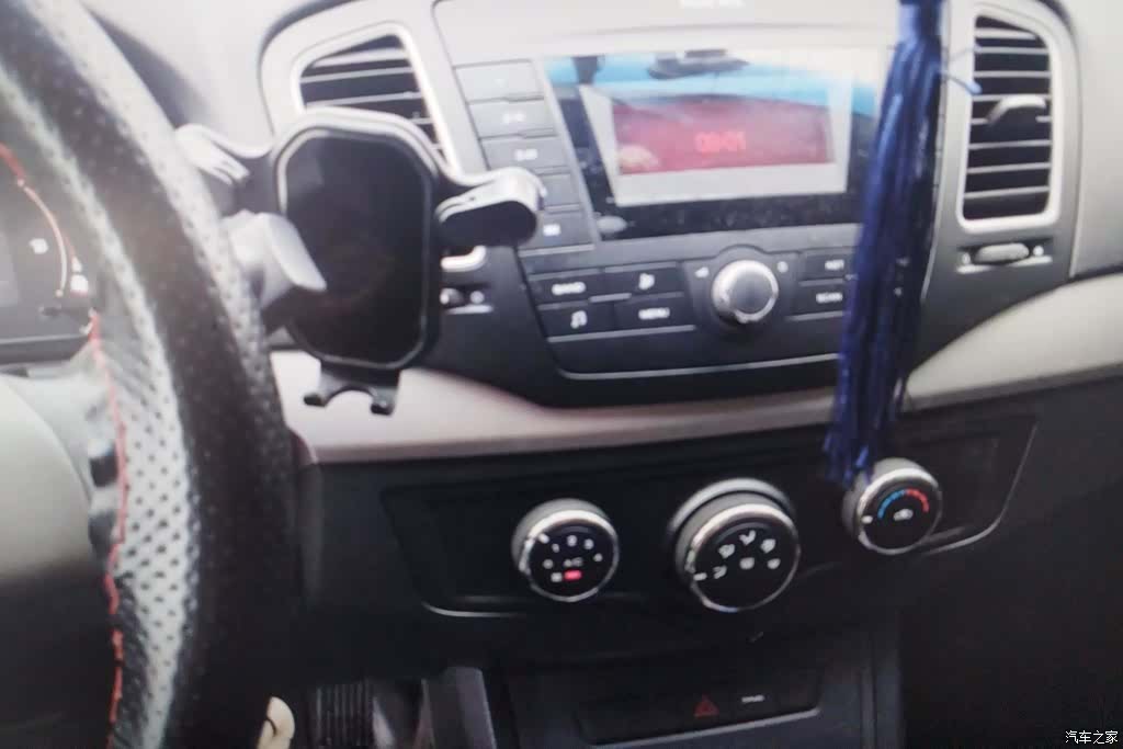 Roewe 350, 2017 12
