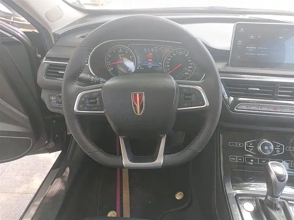 Hongqi H5