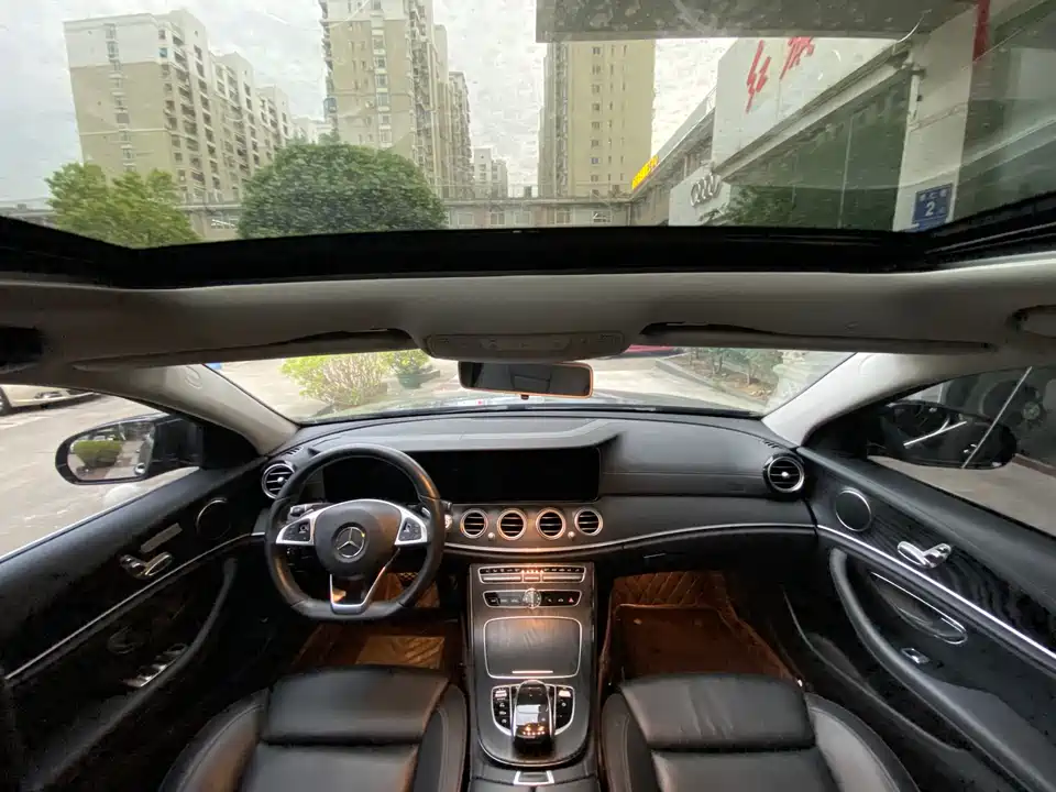 Mercedes-Benz E-class Mercedes-Benz E-class
