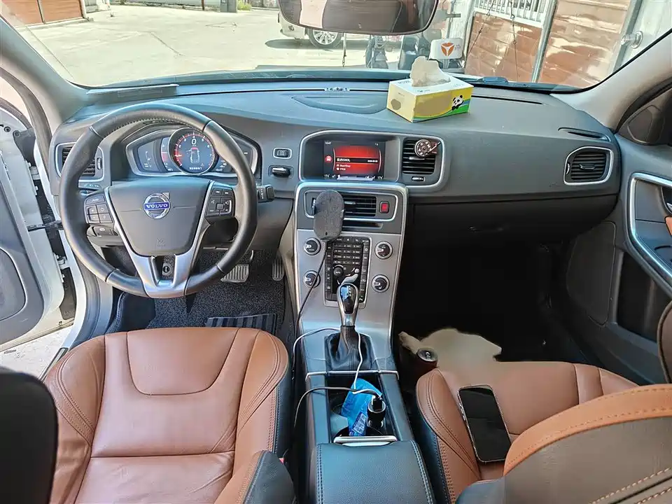 Volvo S60