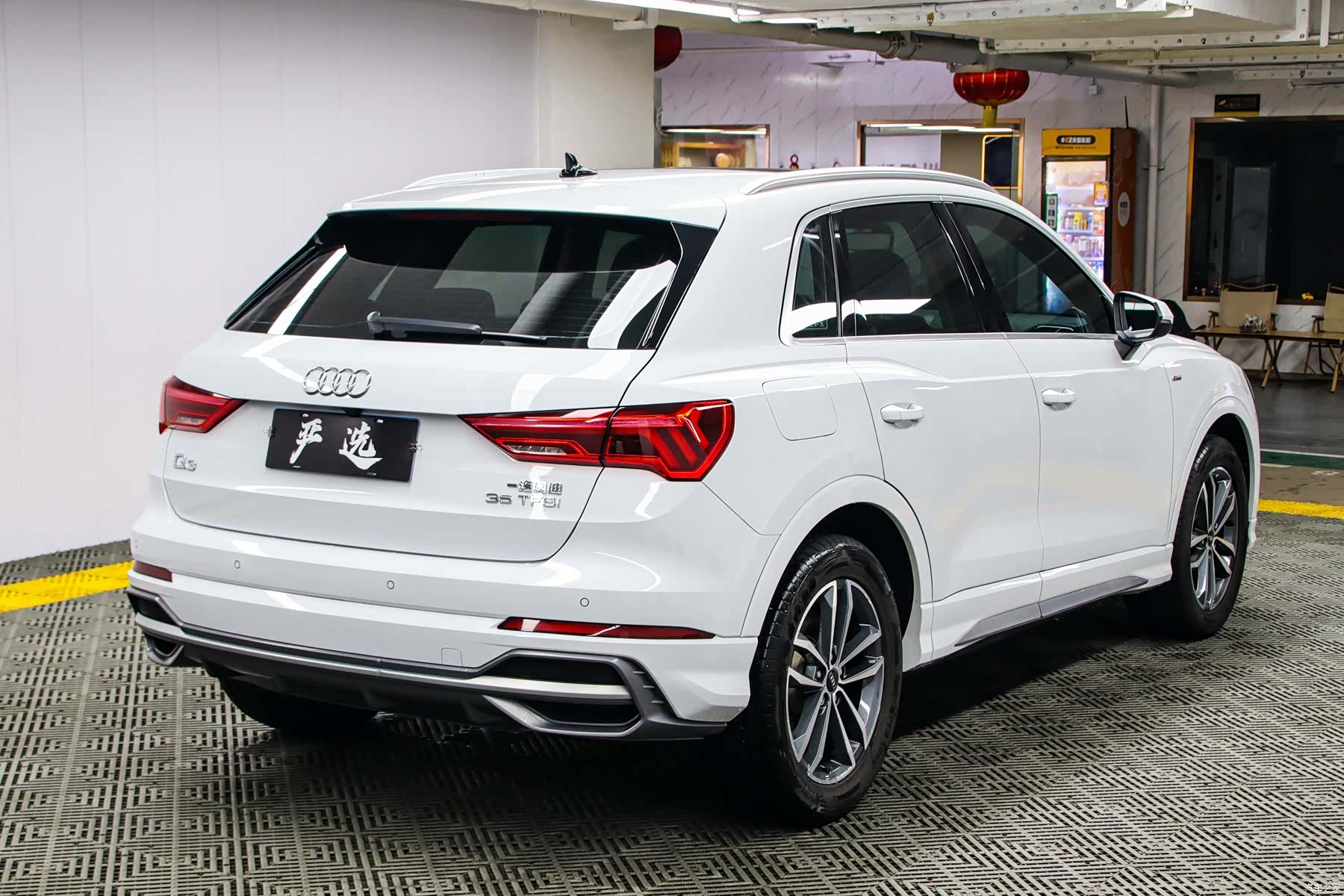 Audi Q3, 2023 23
