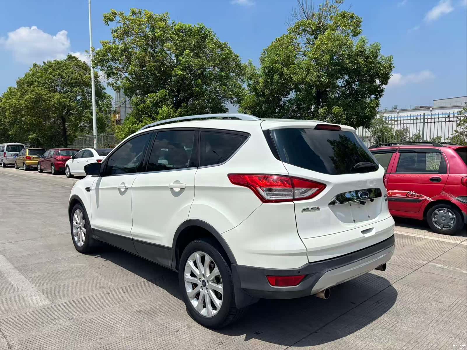 Ford Kuga, 2015 9