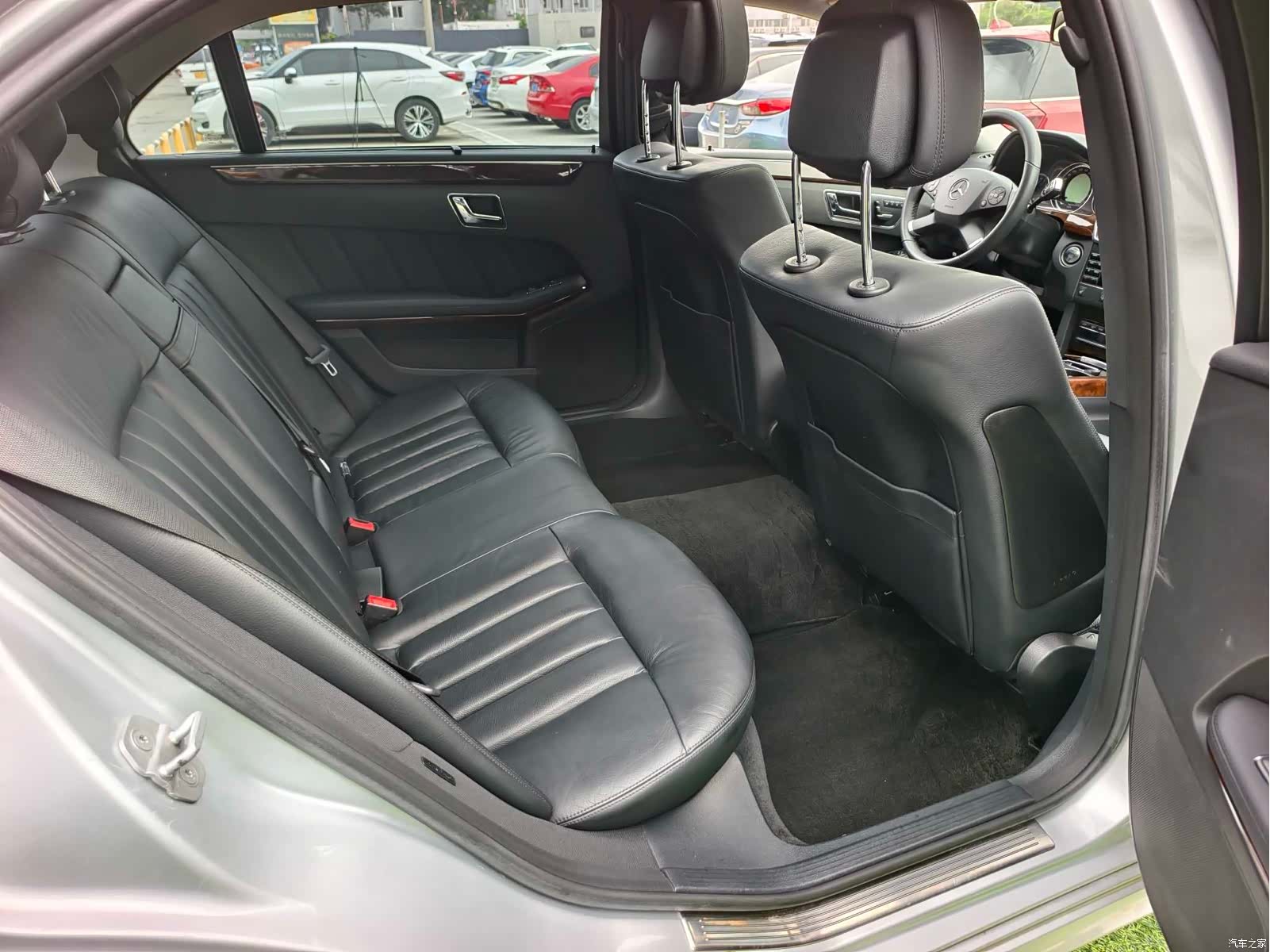 Mercedes-Benz E-Class, 2012 17