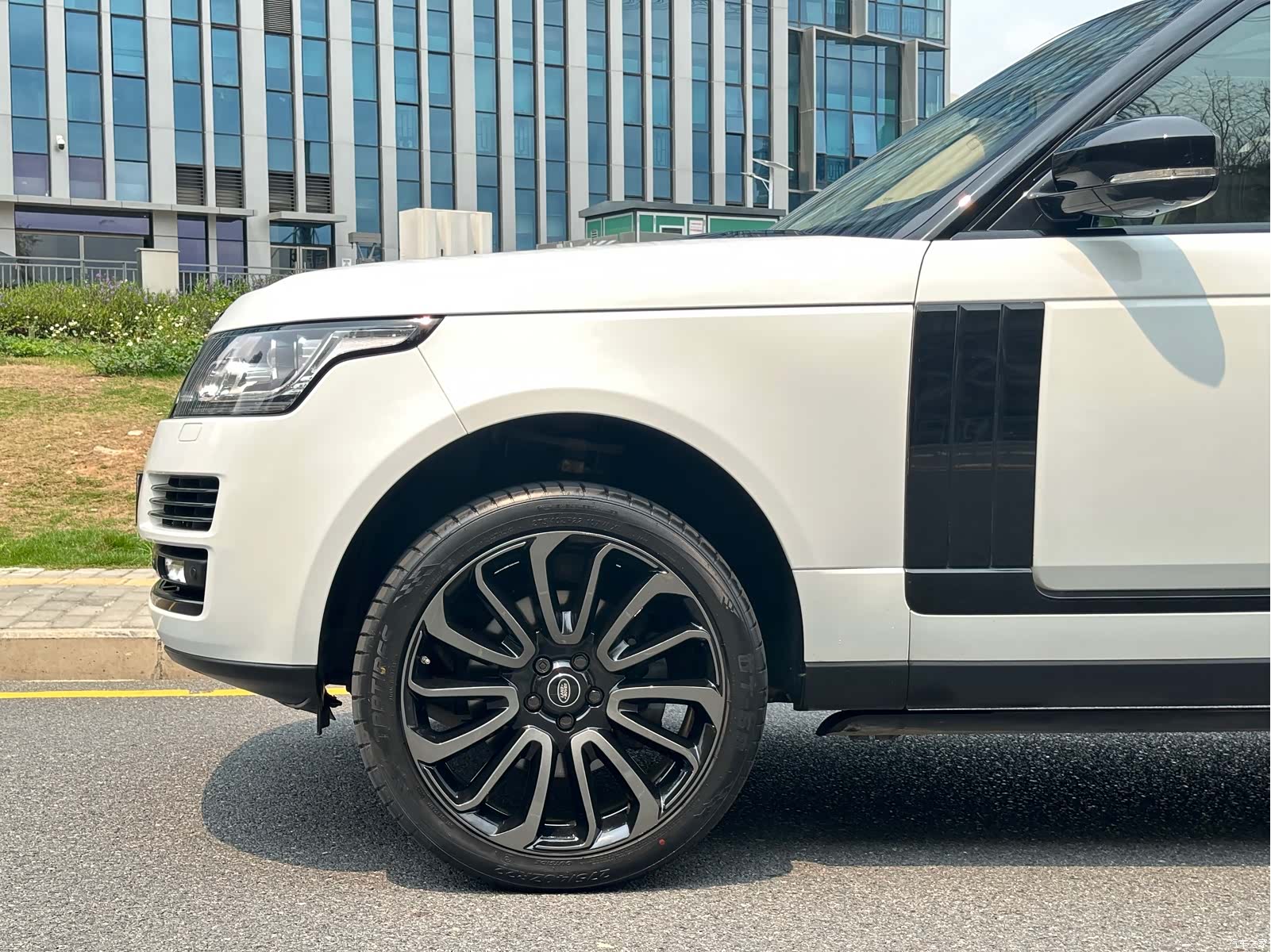 Land Rover Range Rover, 2015 14