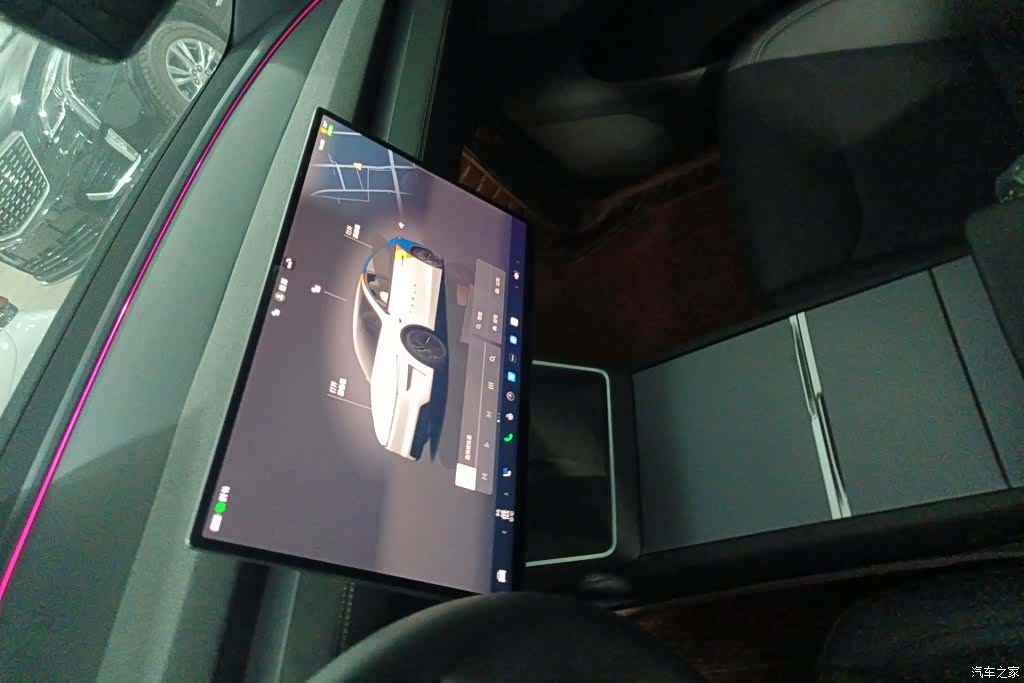 Tesla Model Y, 2026 13