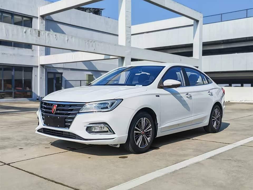 Roewe i5