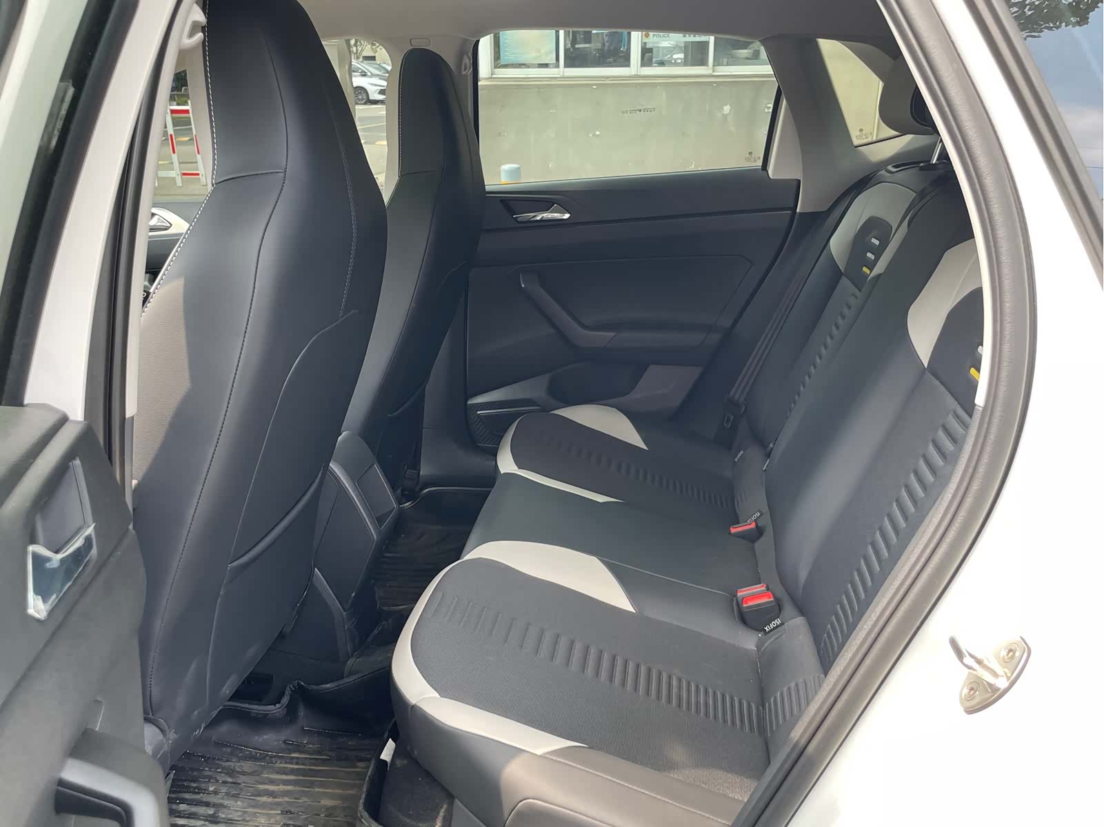 Volkswagen Polo, 2021 все фото