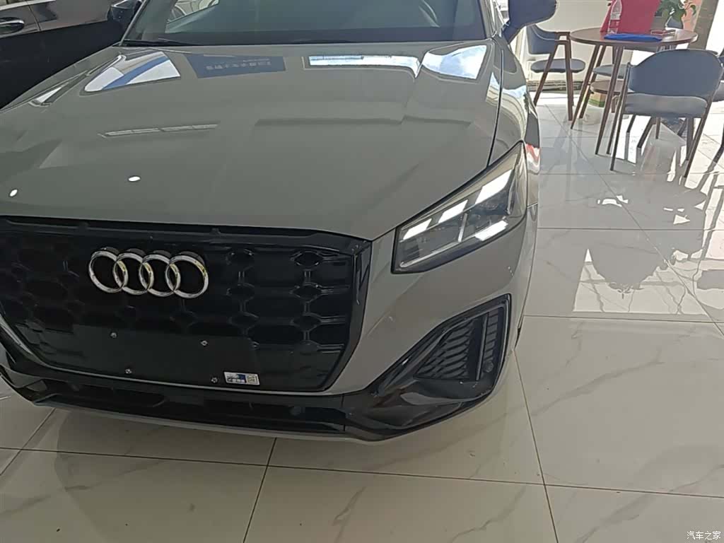 Audi Q2L, 2023 24