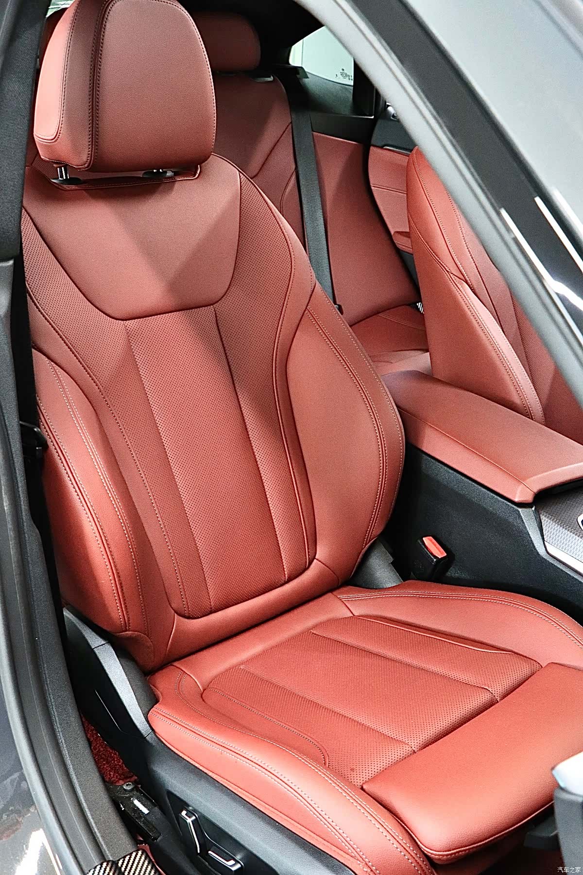 BMW 4 Series, 2024 16
