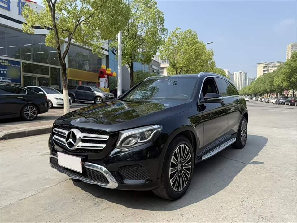 Mercedes-Benz GLC Mercedes-Benz GLC