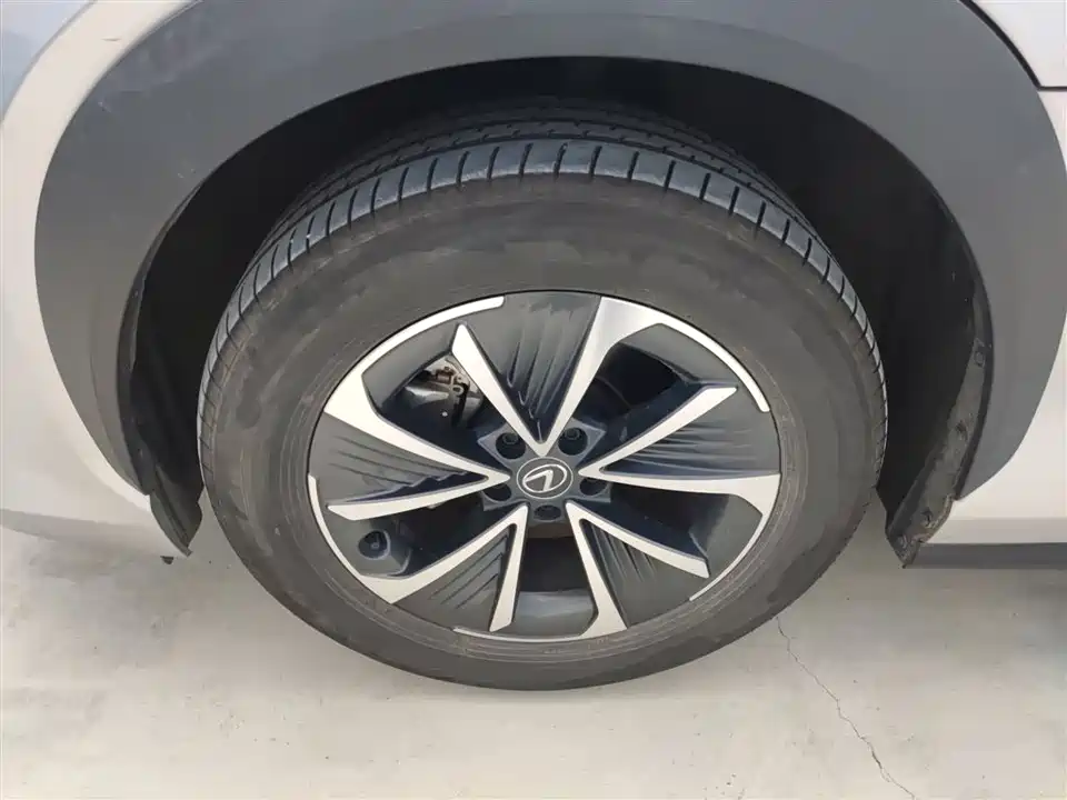 Lexus RZ