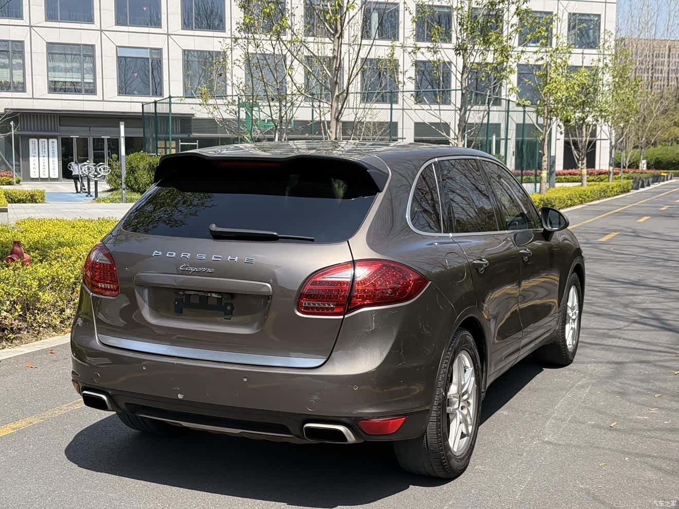 Porsche Cayenne, 2010 7