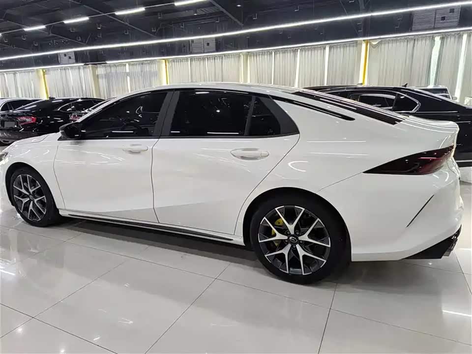 Trumpchi Shadow Leopard