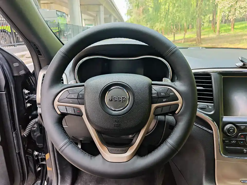 Jeep Grand Cherokee Jeep Grand Cherokee