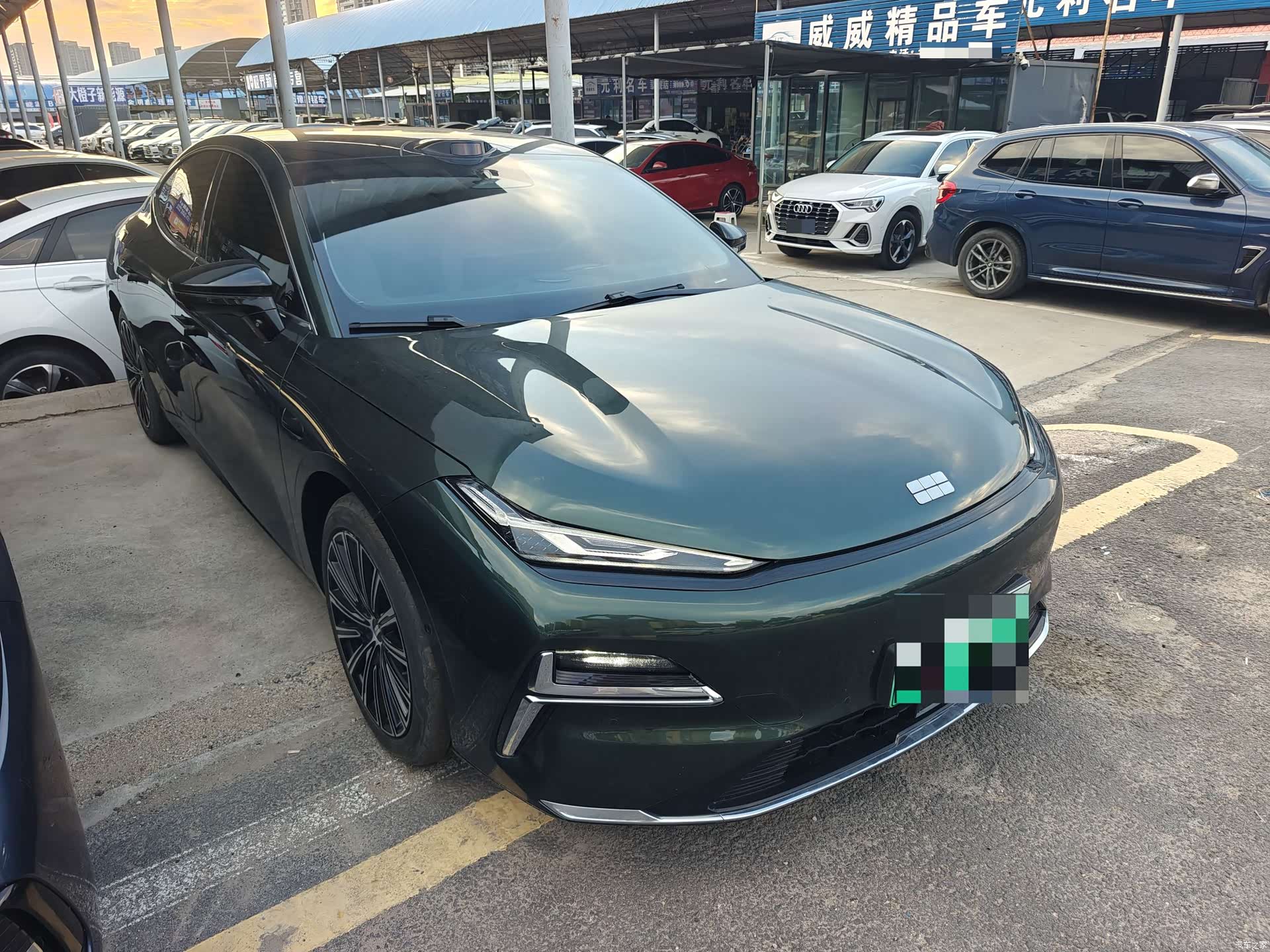 Geely 8, 2025 3
