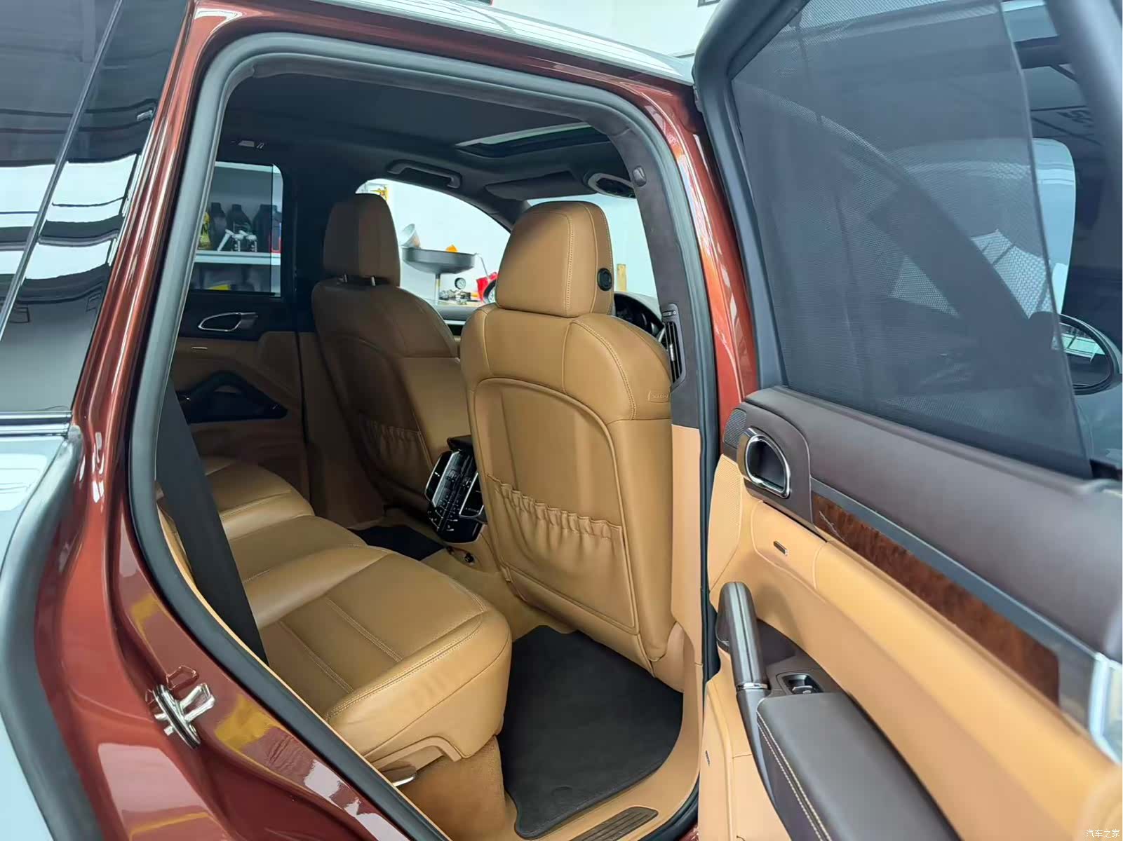 Porsche Cayenne, 2011 9